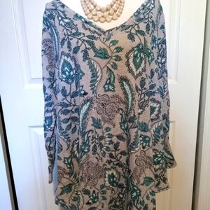 Women's long sleeve floral size 14/16 shirt